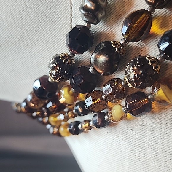 Vintage W. GERMANY 4 Strand Glass Bead Necklace - Picture 7 of 8